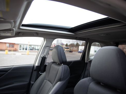 Used 2024 Subaru Forester Premium image 21