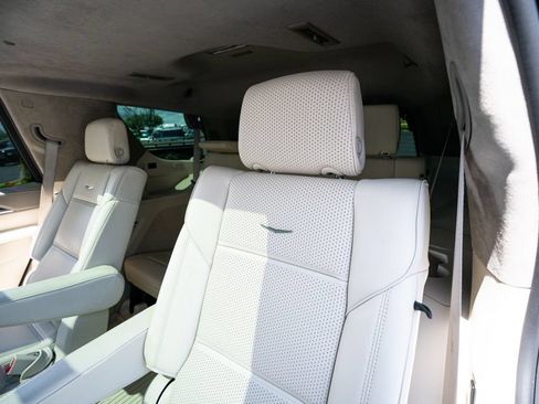 Used 2025 Cadillac Escalade Sport Platinum w/ LPO, Floor Liner Package AWD/4WD image 51