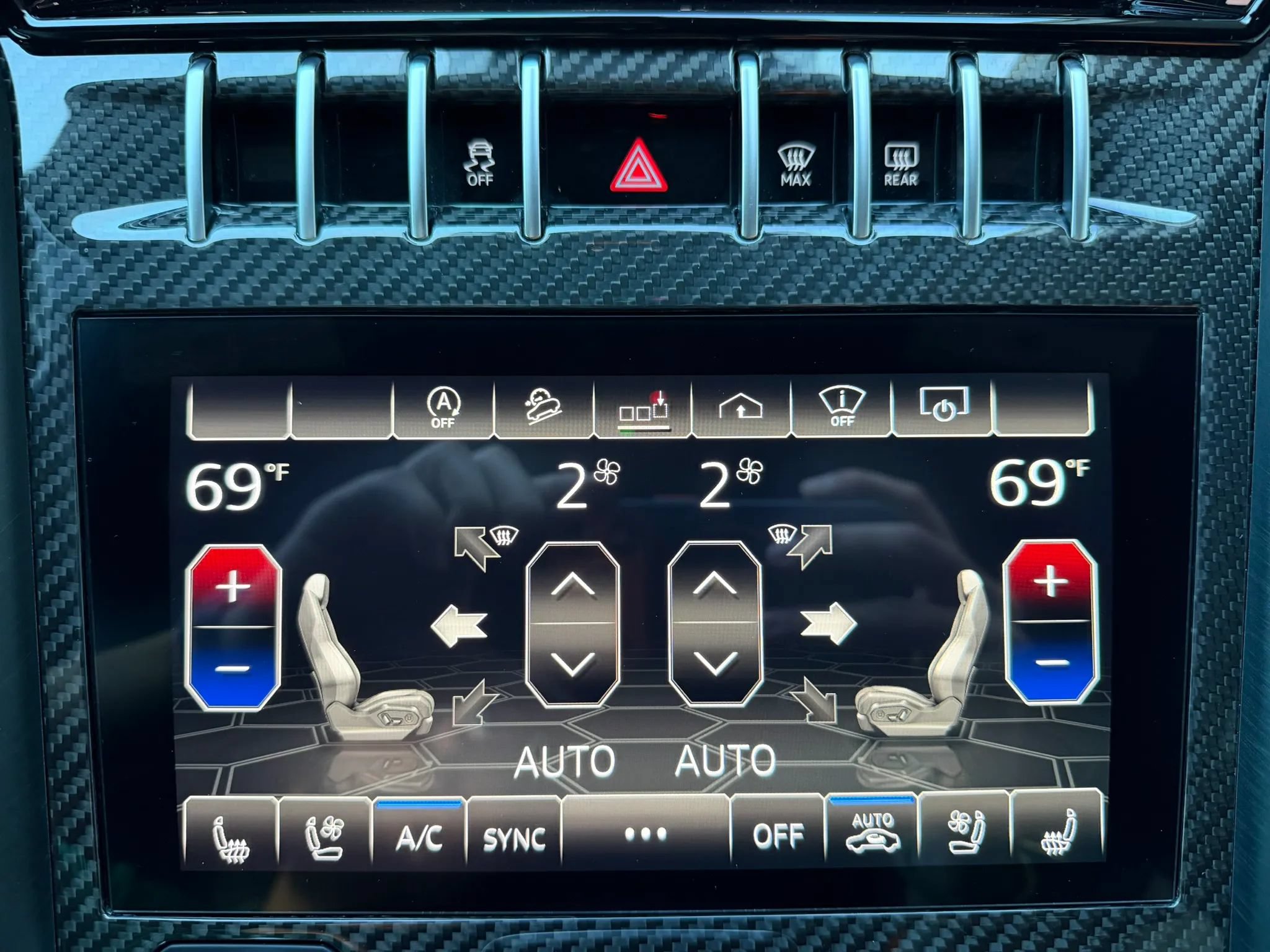 Used 2021 Lamborghini Urus AWD/4WD image 20