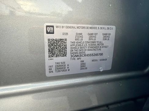 Used 2025 Chevrolet Blazer LT FWD image 4