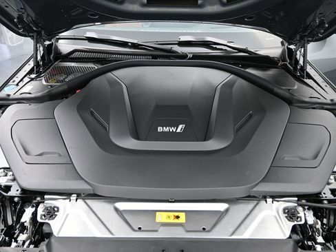 New 2026 BMW i4 eDrive40 w/ Premium Package RWD image 18