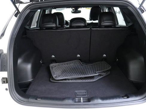 Used 2023 Jeep Compass Trailhawk image 25