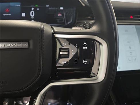 Certified 2025 Land Rover Range Rover Sport SE image 19