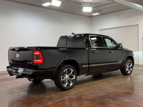 Used 2022 RAM 1500 Limited w/ Body-Colour Bumper Group AWD/4WD image 4