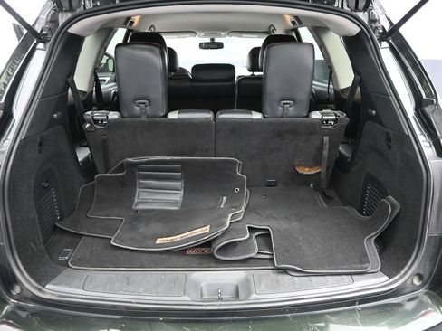 Used 2019 Nissan Pathfinder SV w/ Rock Creek Edition FWD image 11
