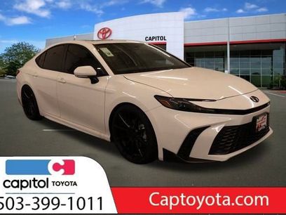 New 2025 Toyota Camry SE