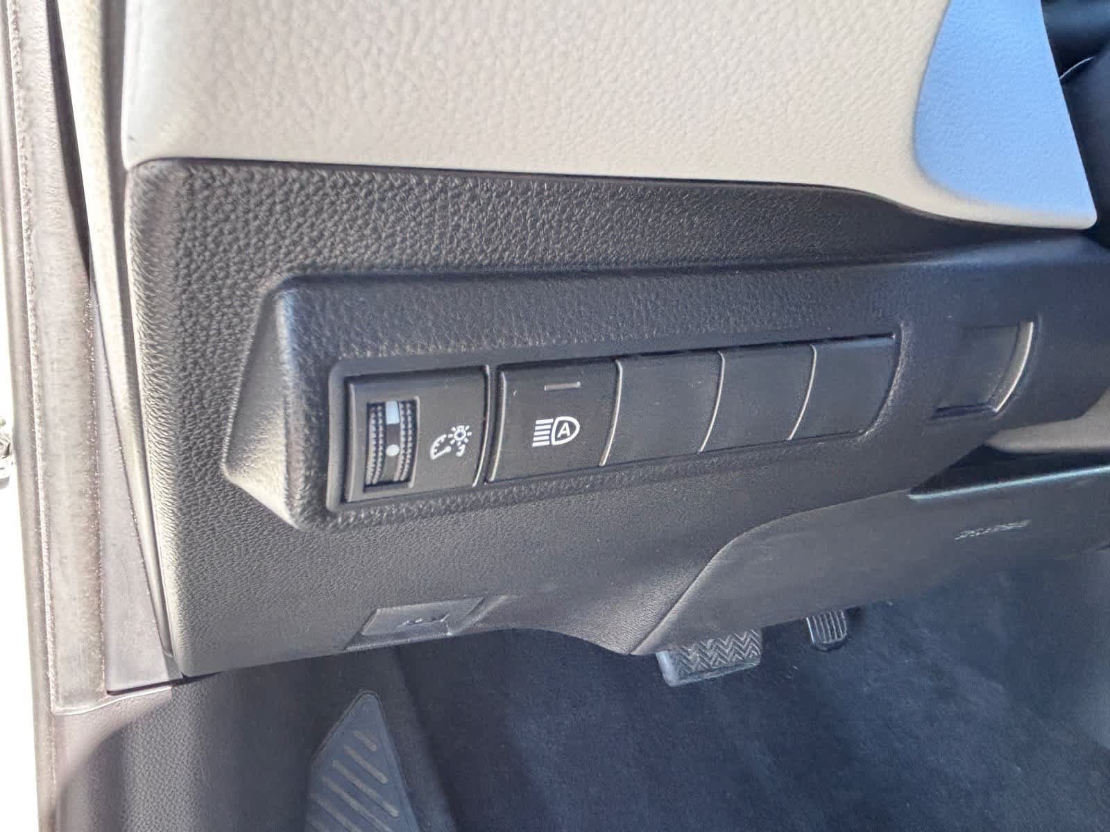 Used 2024 Toyota Corolla SE FWD image 22