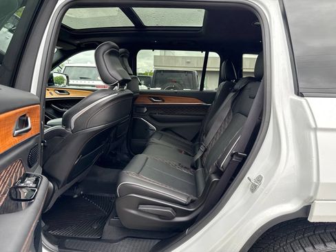 Certified 2023 Jeep Grand Cherokee L Summit AWD/4WD image 25