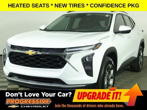 Used 2024 Chevrolet Trax LT w/ Driver Confidence Package image 1