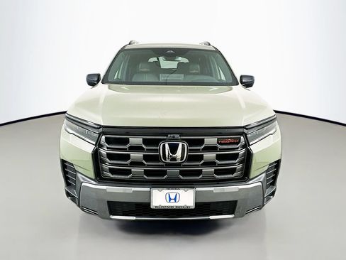 Certified 2026 Honda Pilot TrailSport image 2