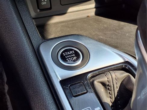 Used 2025 Nissan Sentra SV FWD image 15