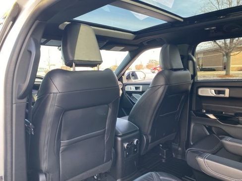 Used 2023 Ford Explorer ST w/ Equipment Group 401A image 25