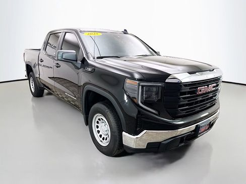 Used 2025 GMC Sierra 1500 Pro w/ Pro Value Package image 1