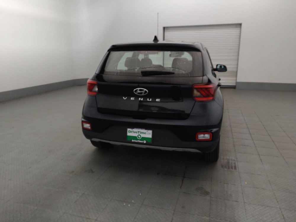 Used 2021 Hyundai Venue SE FWD image 7