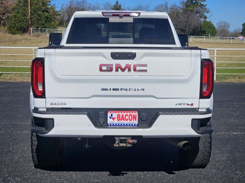 Used 2022 GMC Sierra 2500 AT4 w/ AT4 Preferred Package image 5