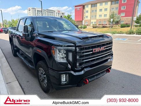 Used 2022 GMC Sierra 2500 AT4 AWD/4WD image 2