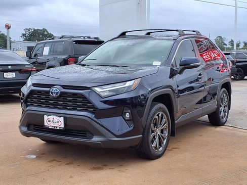 Certified 2024 Toyota RAV4 XLE Premium AWD/4WD image 3
