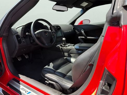 Used 2010 Chevrolet Corvette ZR1 w/ Preferred Equipment Group RWD image 6