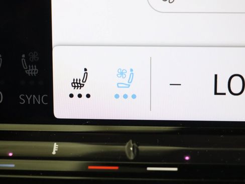 Used 2025 Volkswagen Atlas Cross Sport SEL Premium R-Line image 14