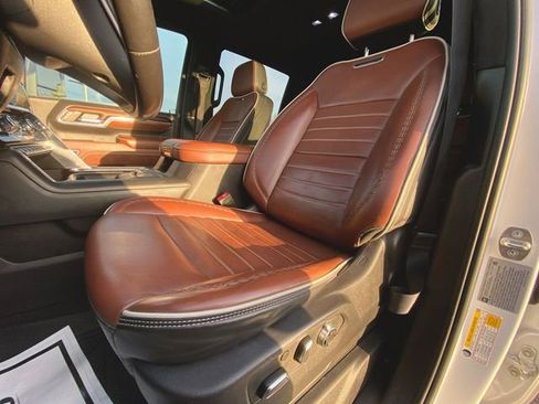 Used 2024 GMC Sierra 3500 Denali Ultimate image 20