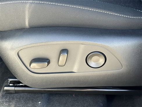 New 2026 Chevrolet Traverse LT w/ Enhanced Driving Package image 24