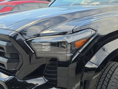 Used 2024 Toyota Tacoma SR5 RWD image 9