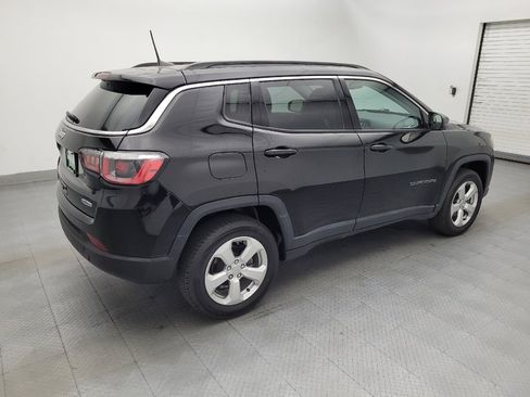 Used 2019 Jeep Compass Latitude AWD/4WD image 10