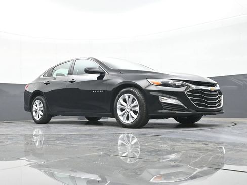 Used 2025 Chevrolet Malibu LT FWD image 41