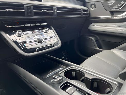 Used 2021 Lincoln Corsair Grand Touring image 56