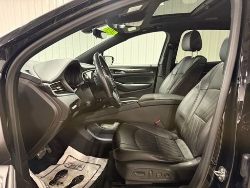 Used 2023 Buick Enclave Avenir w/ Trailering Package, 5000 lbs. image 10