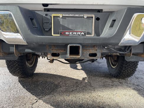 Used 2017 Ford F250 XLT w/ FX4 Off-Road Package image 24