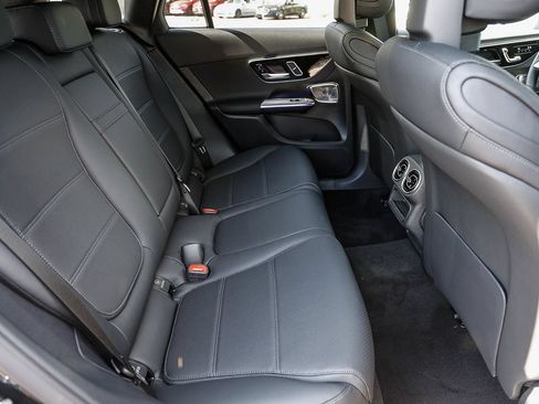 New 2026 Mercedes-Benz GLC 300 4MATIC image 18