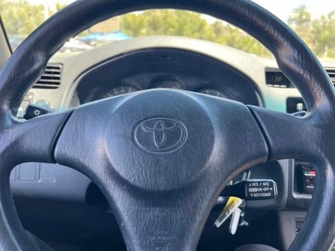 Used 1999 Toyota RAV4 2WD 4-Door image 18