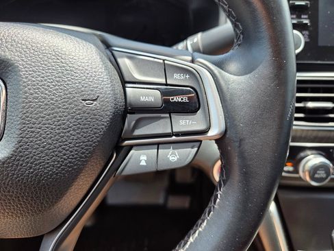 Used 2018 Honda Accord EX-L image 30