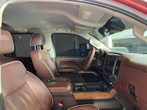 Used 2015 Chevrolet Silverado 2500 High Country w/ Duramax Plus Package image 29