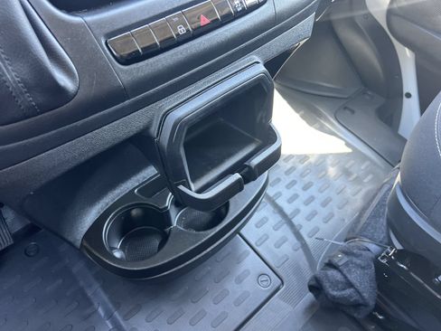 Used 2025 RAM ProMaster 2500 w/ U-Haul Equipment Group FWD image 9