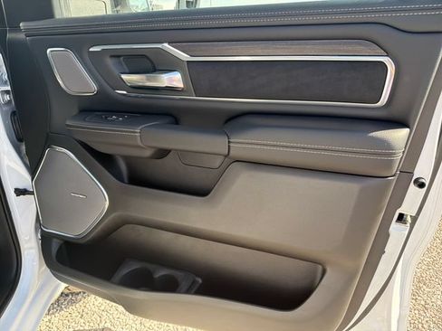 New 2026 RAM 1500 Laramie AWD/4WD image 36