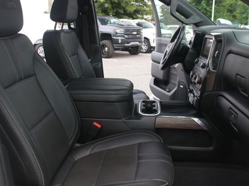 Used 2023 Chevrolet Silverado 2500 High Country AWD/4WD image 39