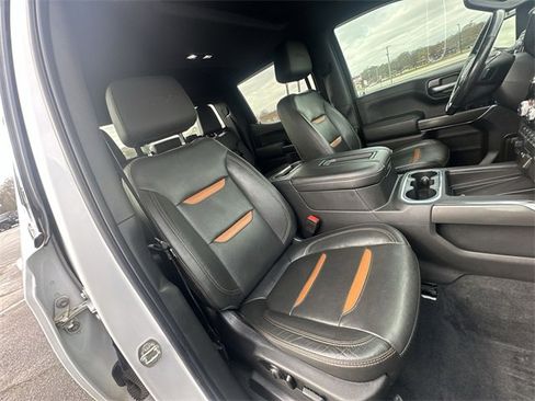 Used 2020 GMC Sierra 1500 AT4 w/ Off-Road Performance Package image 26