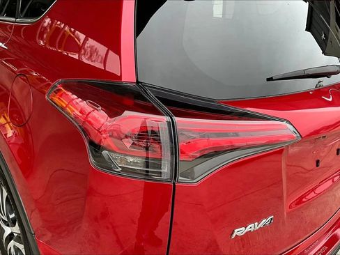 Used 2017 Toyota RAV4 LE image 20