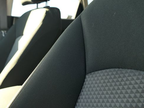 Used 2022 Kia Soul LX image 12