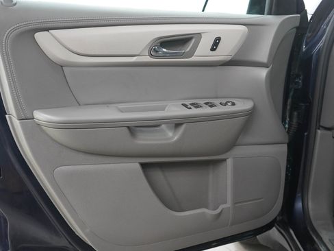 Used 2017 Chevrolet Traverse LS AWD/4WD image 19