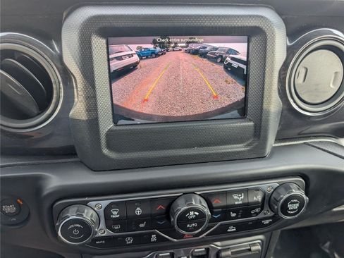 Used 2022 Jeep Wrangler Unlimited Sport AWD/4WD image 27