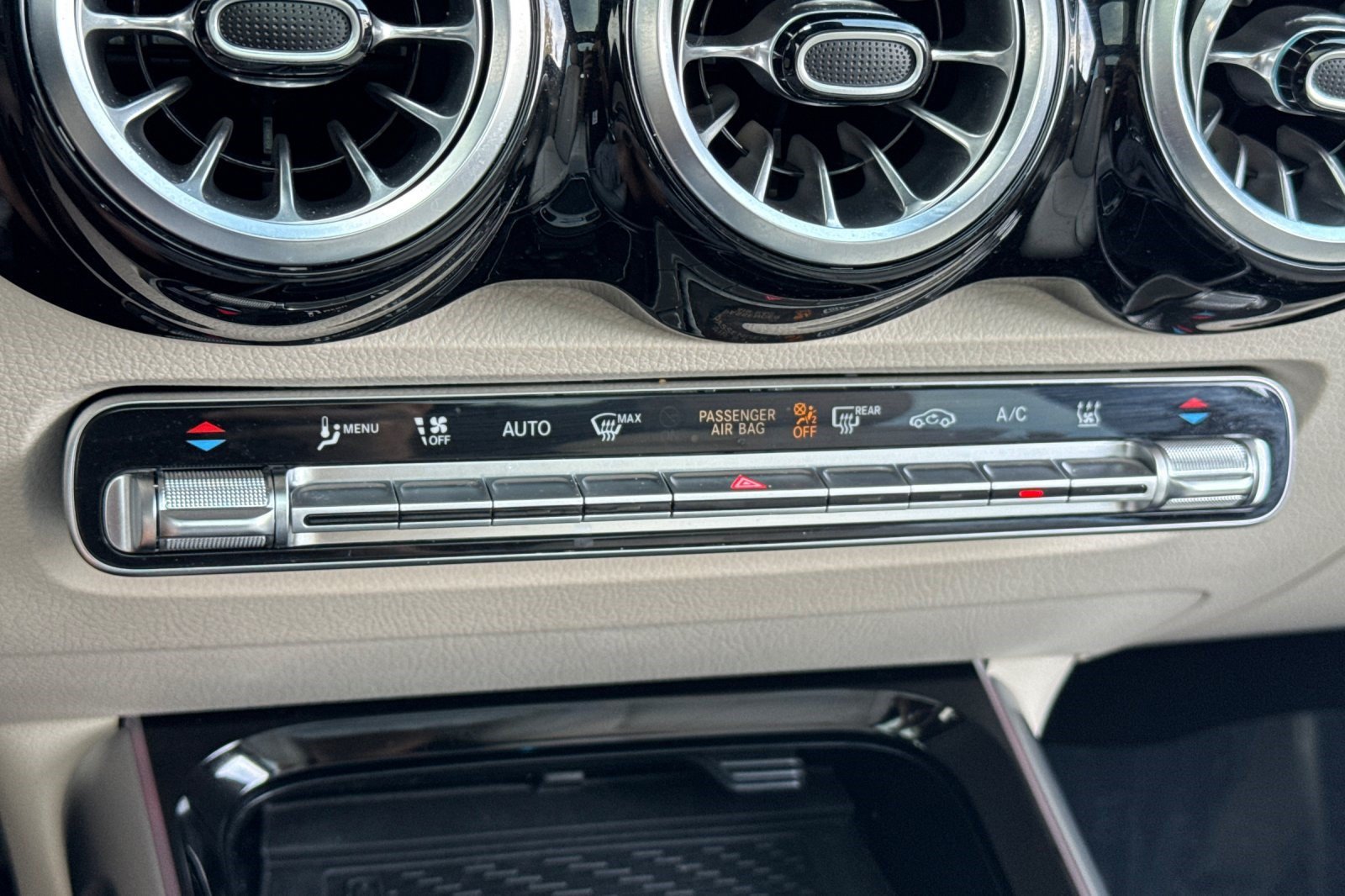 Certified 2024 Mercedes-Benz EQB 250+ image 18