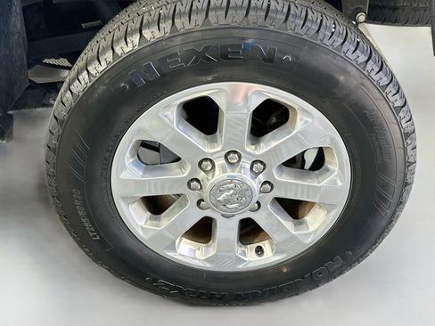 Used 2023 RAM 2500 Big Horn w/ Level 1 Equipment Group AWD/4WD image 29