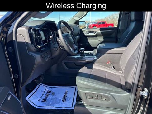 Certified 2025 Chevrolet Silverado 1500 LTZ w/ Technology Package AWD/4WD image 12