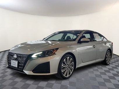 Used 2023 Nissan Altima 2.5 SL
