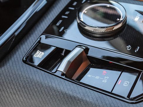 Certified 2025 BMW X3 xDrive30i w/ Convenience Package image 19