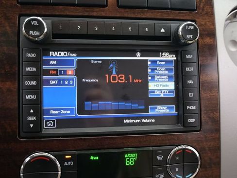 Used 2012 Ford Expedition XLT RWD image 19