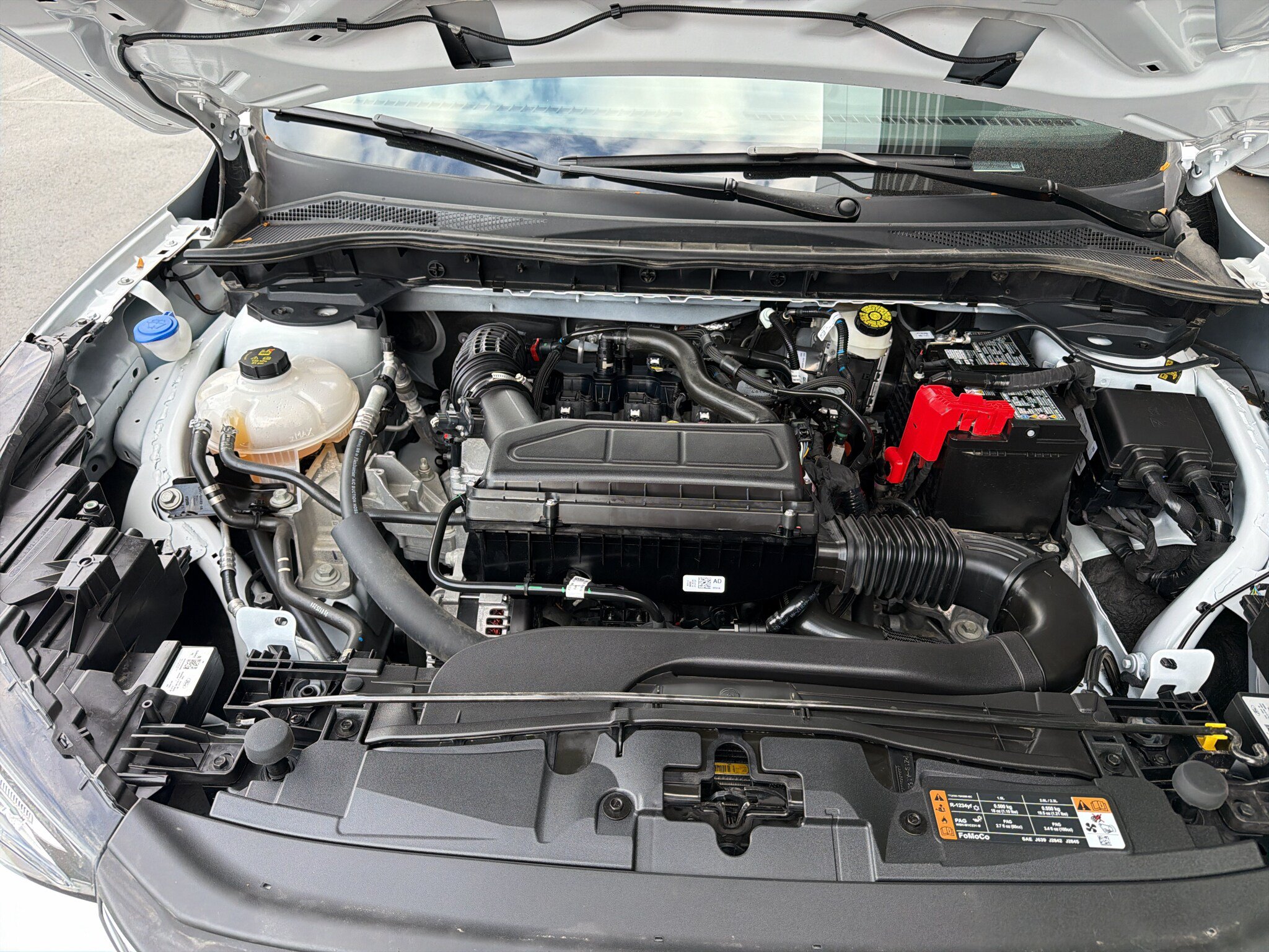 Certified 2025 Ford Escape Active AWD/4WD image 4